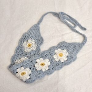 Häkel-Stirnband mit Gänseblümchen